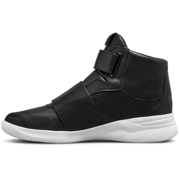 Women's UA Charged Pivot Mid Vlcro